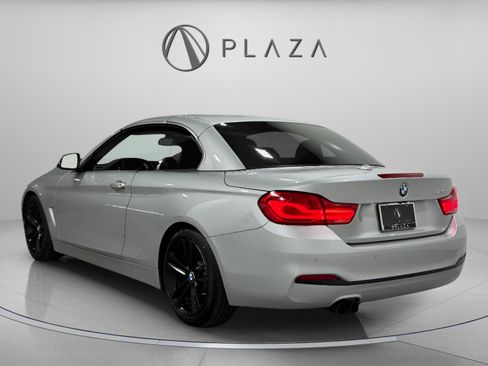 Used 2018 BMW 430i Convertible image 3