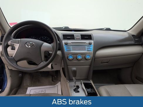 Used 2008 Toyota Camry LE image 6