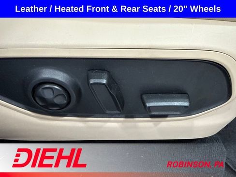 Used 2023 Jeep Grand Cherokee Limited w/ MOPAR Finishing Package AWD/4WD image 15