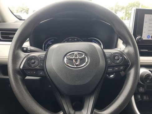 Used 2024 Toyota RAV4 XLE image 22
