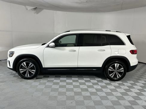 Used 2025 Mercedes-Benz GLB 250 image 5