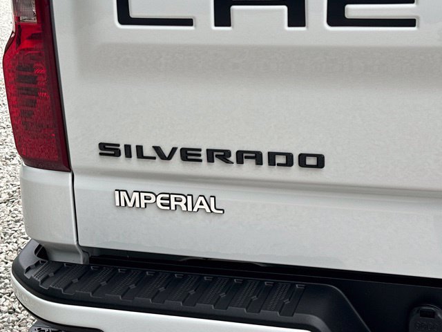 Used 2024 Chevrolet Silverado 1500 Custom w/ Turbomax Blackout Package AWD/4WD image 13