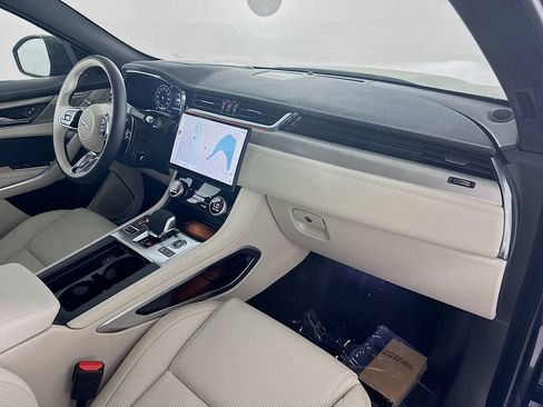 New 2026 Jaguar F-PACE R-Dynamic S AWD/4WD image 29