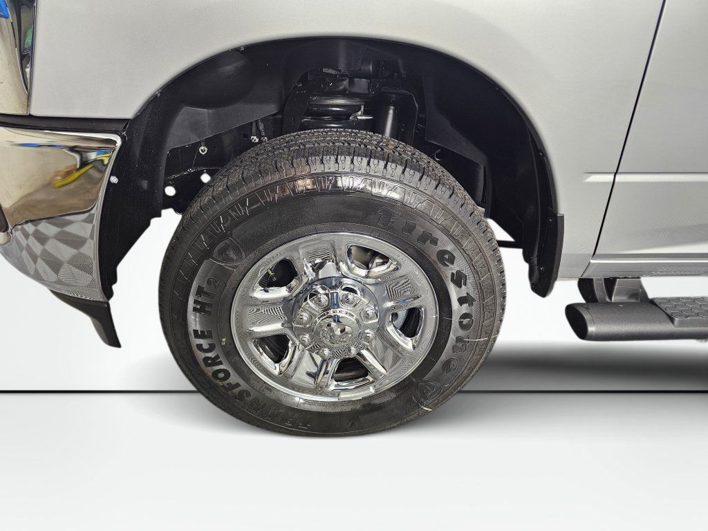 New 2026 RAM 3500 Tradesman AWD/4WD image 12
