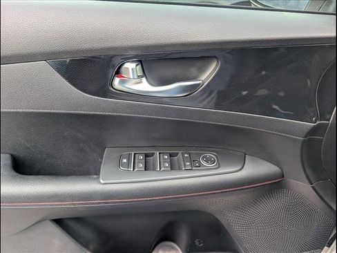 Used 2021 Kia Forte GT image 15