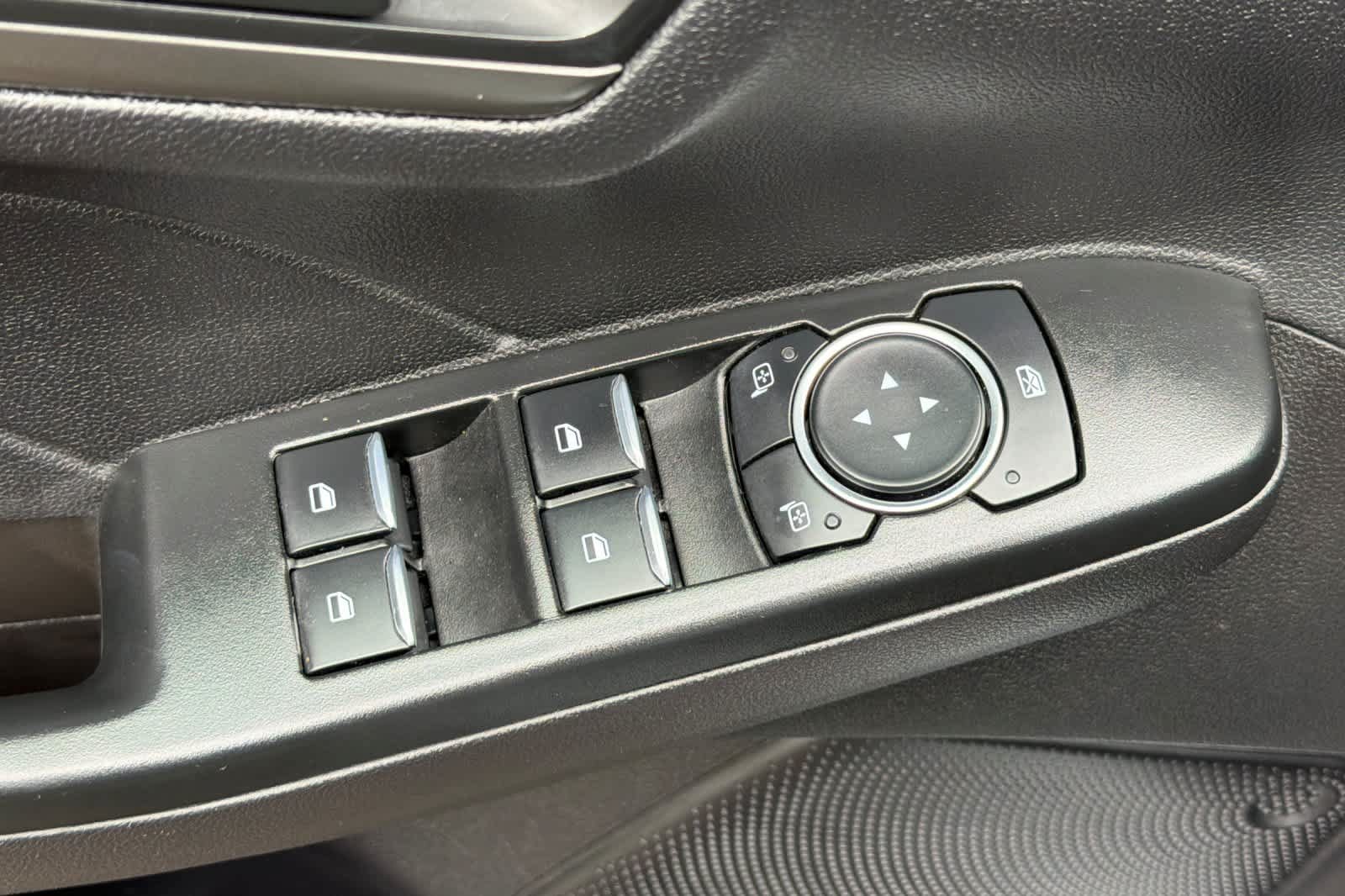 Used 2025 Ford Escape Active AWD/4WD image 15