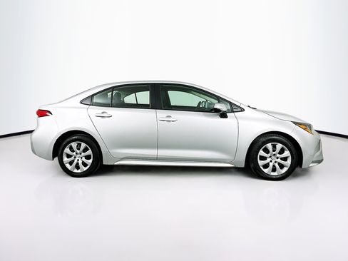 Used 2023 Toyota Corolla LE image 10