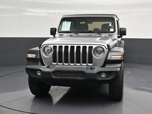 Used 2020 Jeep Gladiator Sport w/ Quick Order Package 24S AWD/4WD image 6