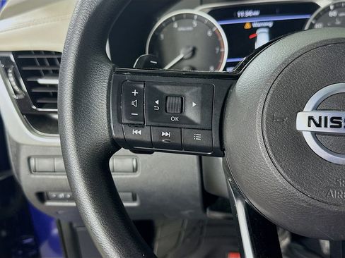 Used 2021 Nissan Rogue SV AWD/4WD image 23