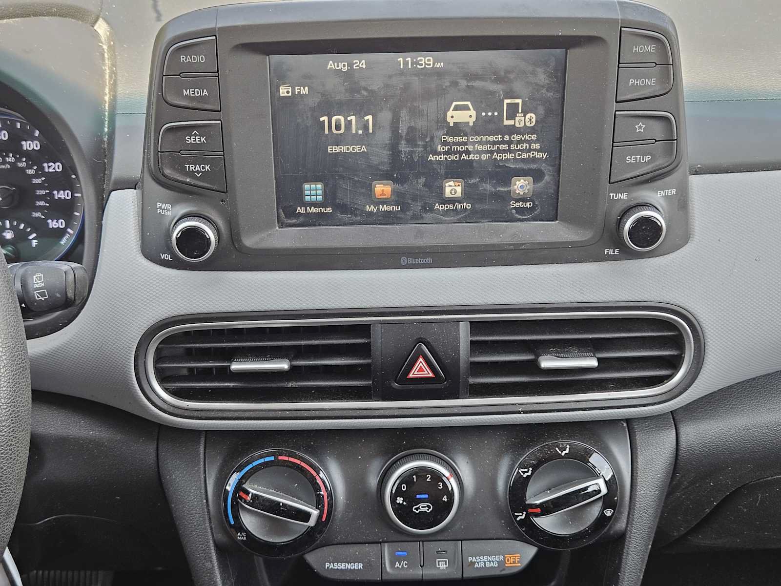Used 2020 Hyundai Kona SE FWD image 16