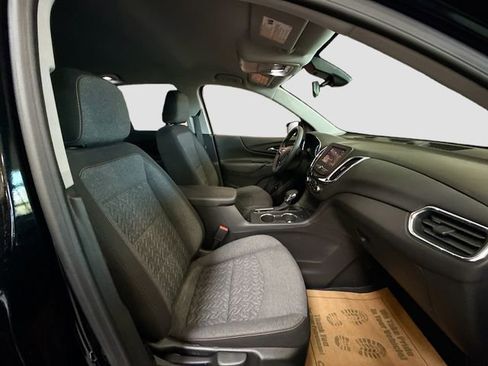 Used 2023 Chevrolet Equinox LT image 27