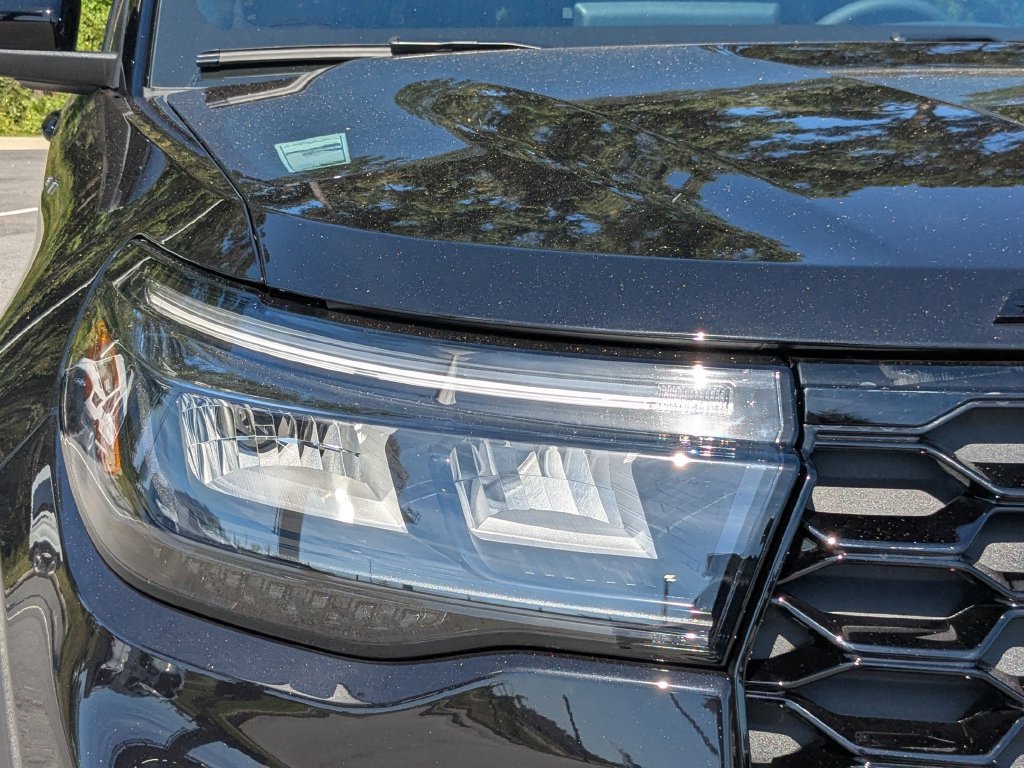New 2027 Ford Explorer ST-Line RWD image 10