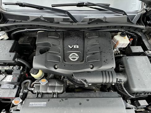 Used 2019 Nissan Armada Platinum w/ Captain's Chairs Package image 13