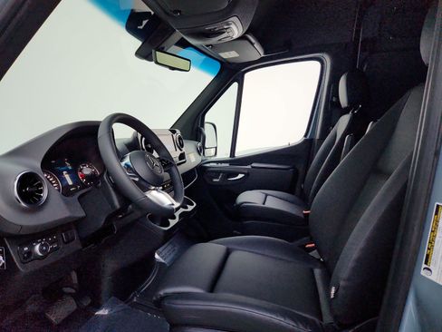 New 2026 Mercedes-Benz Sprinter 2500 image 10