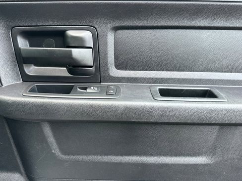 Used 2016 RAM 1500 Express AWD/4WD image 18