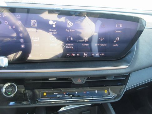 New 2025 Buick Envision Sport Touring image 19