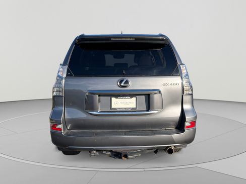 Used 2020 Lexus GX 460 Luxury w/ Accessory Package AWD/4WD image 4