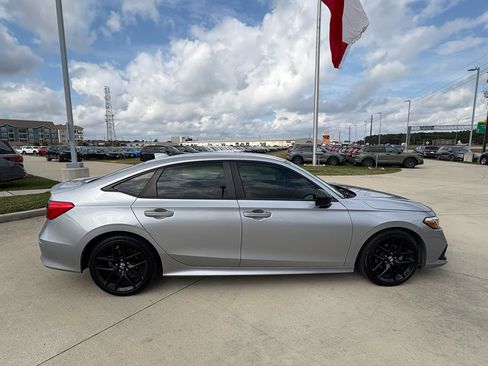 Certified 2022 Honda Civic Sport image 9