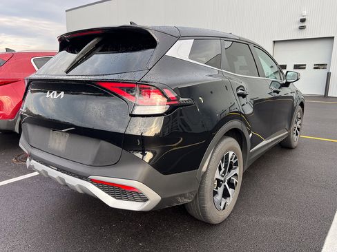 Used 2023 Kia Sportage EX image 6