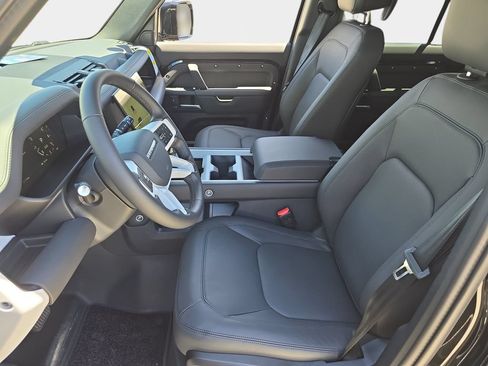 New 2026 Land Rover Defender 110 X-Dynamic SE AWD/4WD image 15
