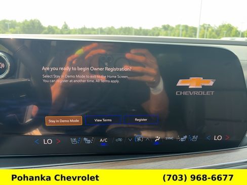 New 2026 Chevrolet Tahoe High Country AWD/4WD image 14