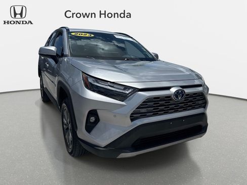 Used 2023 Toyota RAV4 Limited AWD/4WD image 7