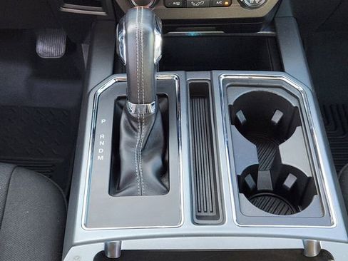 Used 2018 Ford F150 XLT w/ Equipment Group 302A Luxury image 14