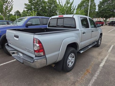 Used 2013 Toyota Tacoma PreRunner w/ SR5 Pkg RWD image 3