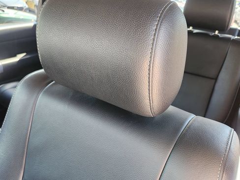 Used 2018 Toyota Sequoia TRD Sport AWD/4WD image 6