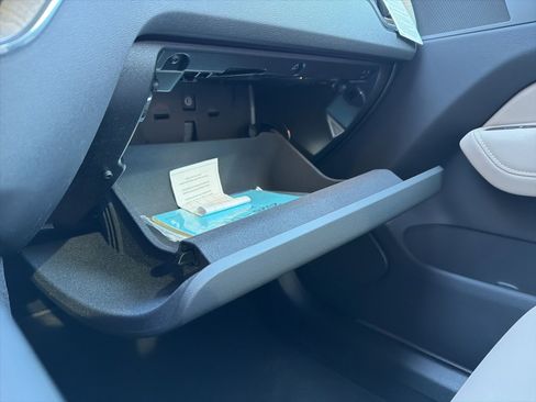 New 2026 Volvo XC60 B5 Core image 52