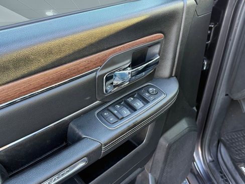 Used 2016 RAM 1500 Laramie w/ Convenience Group image 11