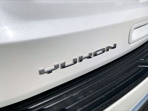 Used 2022 GMC Yukon Denali w/ Max Trailering Package AWD/4WD image 31