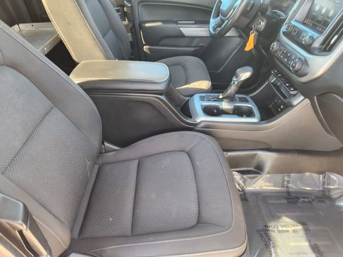 Used 2022 Chevrolet Colorado LT w/ Fleet Safety Package image 14