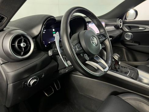 Used 2024 Alfa Romeo Tonale Veloce image 22