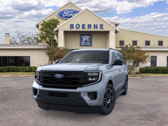 New 2026 Ford Expedition Active RWD image 2