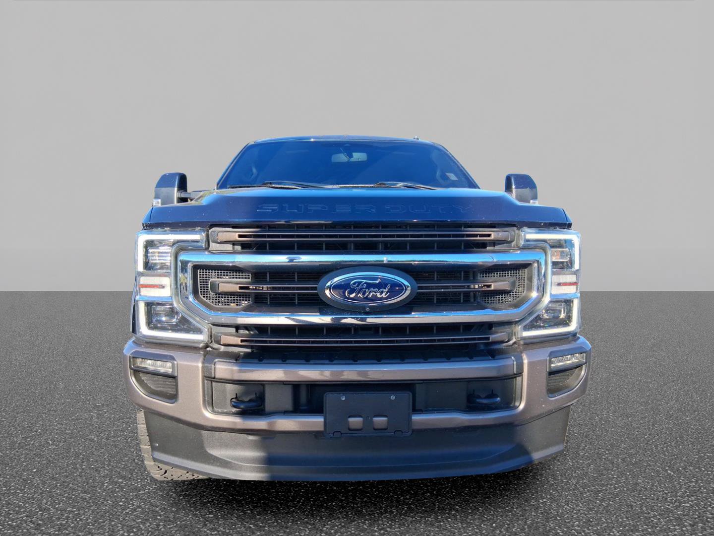 Used 2022 Ford F250 King Ranch w/ King Ranch Ultimate Package AWD/4WD image 3