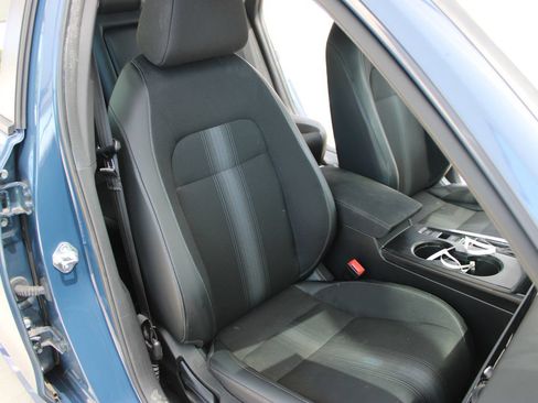 Used 2025 Honda Civic Sport image 18