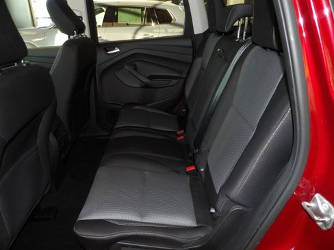 Used 2019 Ford Escape SE image 22