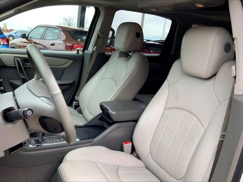 Used 2016 Chevrolet Traverse LTZ image 8