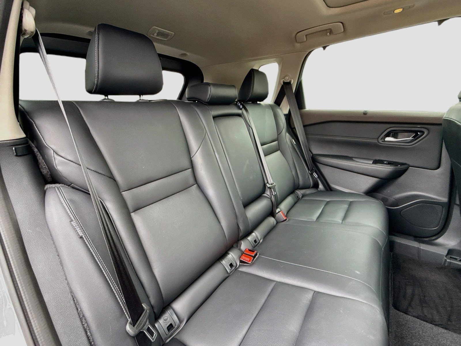 Used 2023 Nissan Rogue SL w/ SL Premium Package FWD image 32