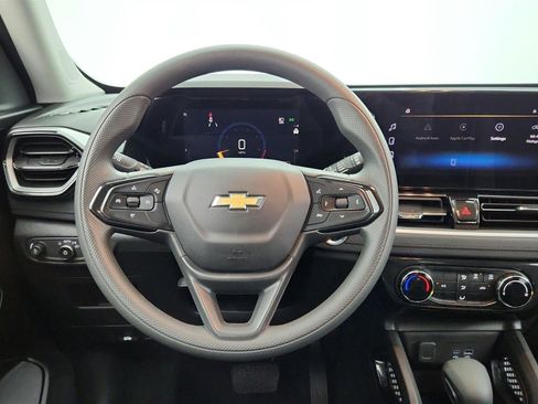 Used 2025 Chevrolet TrailBlazer LT AWD/4WD image 28