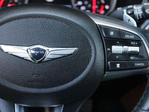 Used 2021 Genesis G70 3.3T RWD image 35