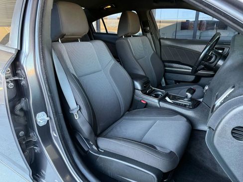 Used 2018 Dodge Charger R/T image 20