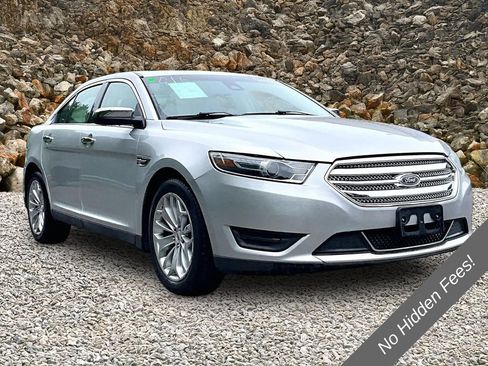 Used 2018 Ford Taurus Limited FWD image 10