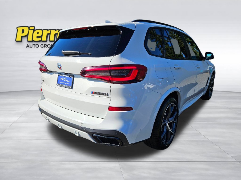 Used 2022 BMW X5 M50i AWD/4WD image 5