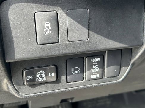 Used 2023 Toyota Tacoma TRD Off-Road w/ Black Out Package (TMS) image 25