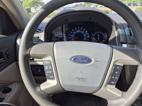 Used 2012 Ford Fusion SE FWD image 24
