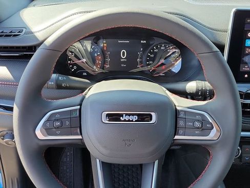 New 2024 Jeep Compass Trailhawk w/ Trailhawk Convenience Group AWD/4WD image 9