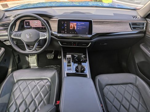 Used 2025 Volkswagen Atlas SEL Premium R-Line AWD/4WD image 17