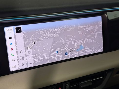 Certified 2025 Porsche Macan 4S Electric image 33